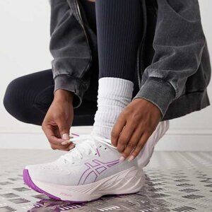 ASICS Women's NOVABLAST 4 Running Shoes Wide